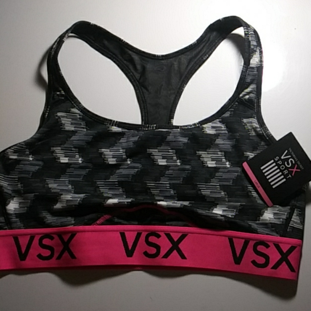 NWT racerback sports bra
